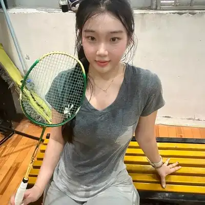 孟美